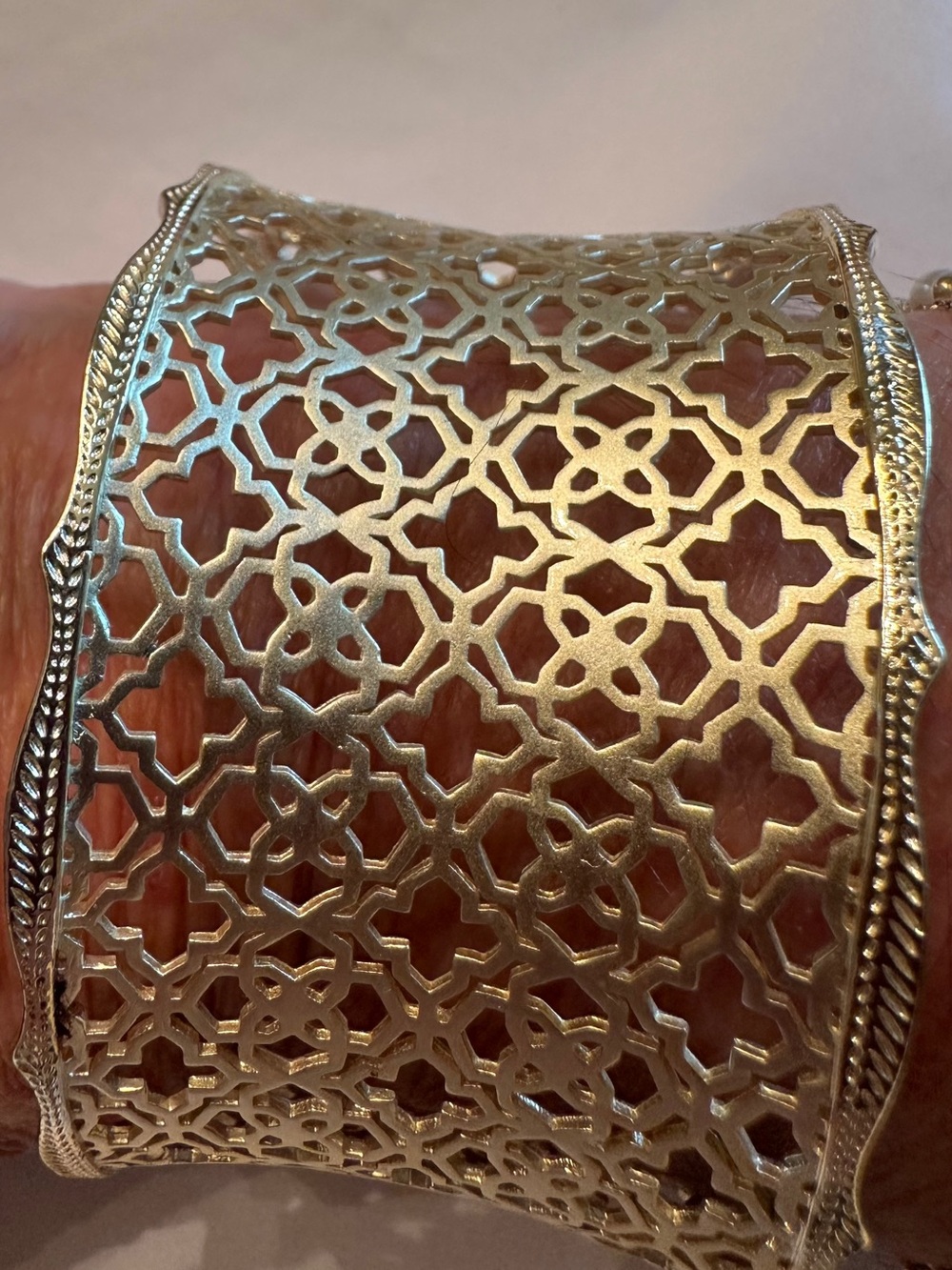 Kendra Scott Cuff Bracelet in Shimmering Gold Tone